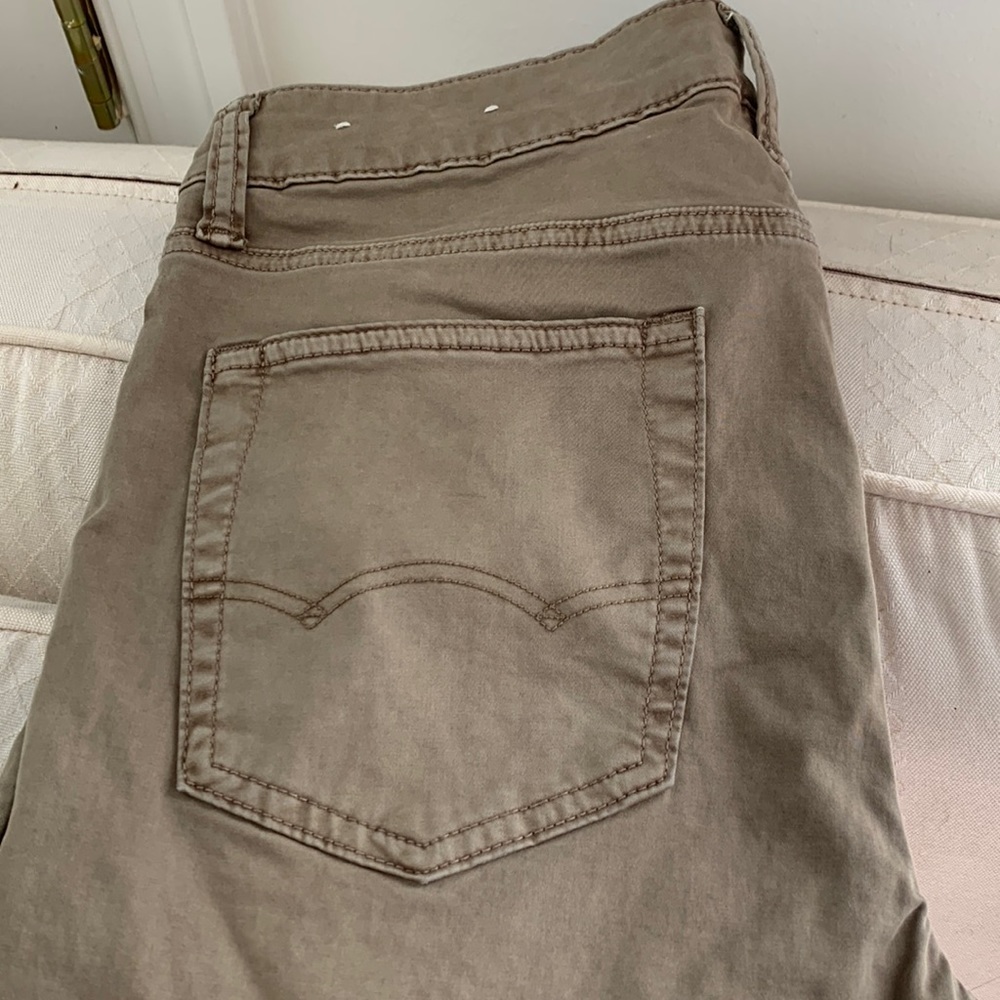 AE like new pants
